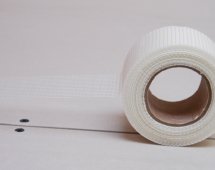 Veranneman open scrim fabrics for reinforcement of plaster, plastics and filter material